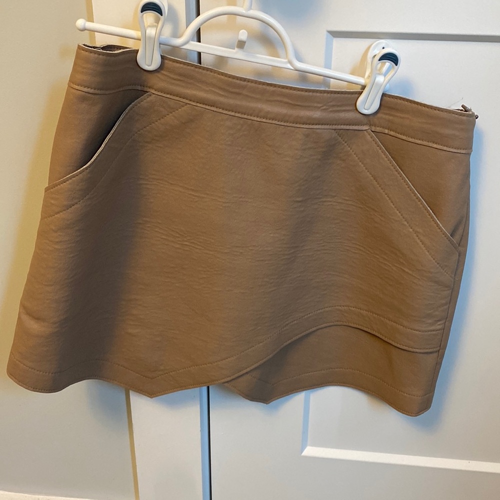 BCBG tan skirt - size M